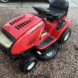 Troy-Bilt LTX-1842 Riding Lawnmower