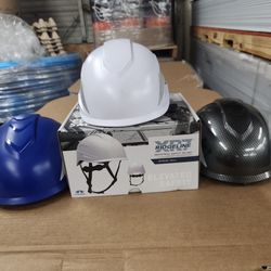 Pyramex Ridgeline Safety Helmet