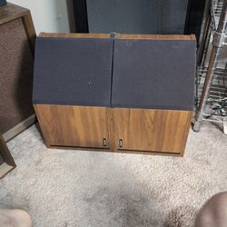 Bose Bookshelf Speakers