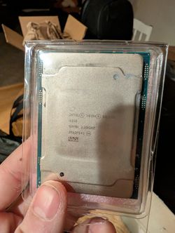 Xeon Silver 4210 (2x)