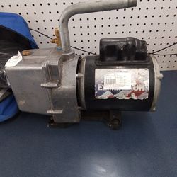 Vacuum pump