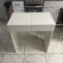vanity dresser