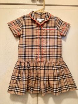 Burberry kids very good condition size 4 Y