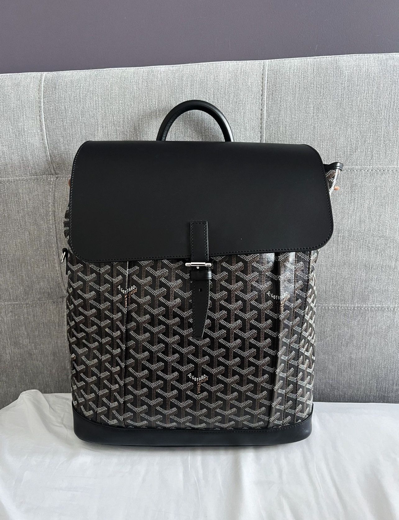 Goyard Aplin