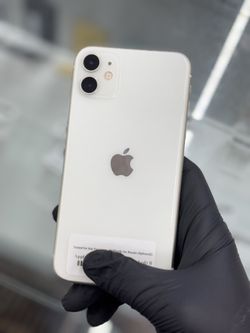 iPhone 11 64GB Factory Unlocked 