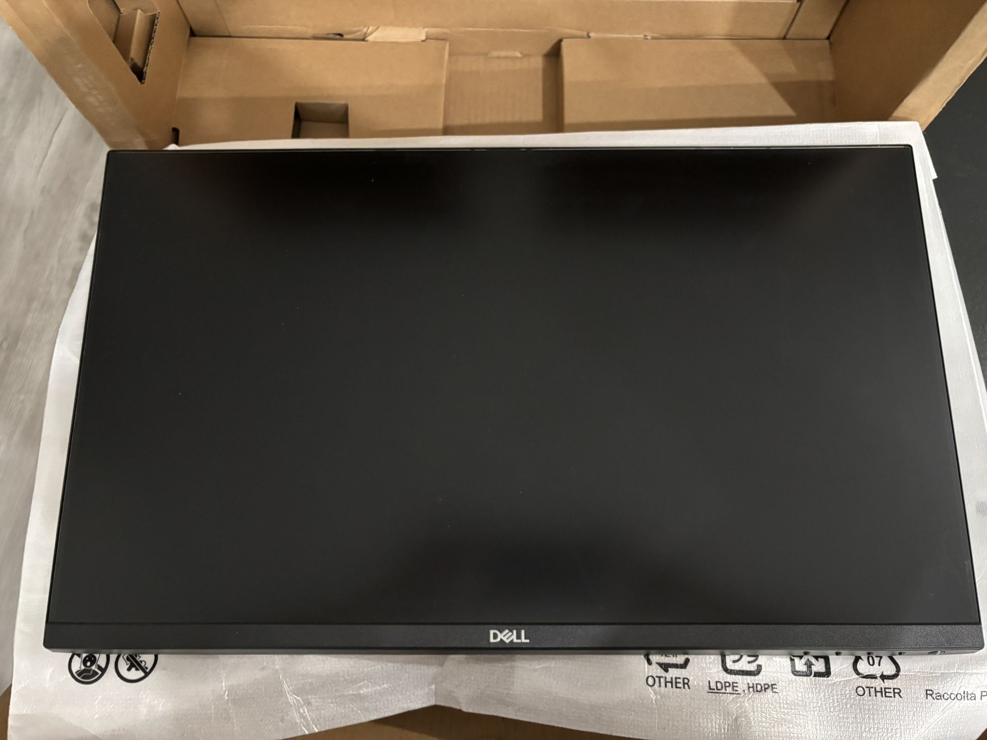 Dell 24" Computer Monitor P2419HE