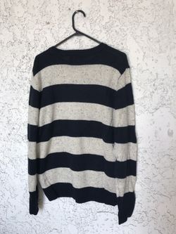New long sleeve size medium