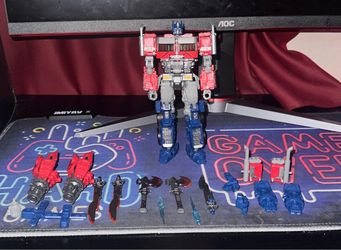 Studio Series 102 Optimus Prime + DK-44 Upgrade Kit