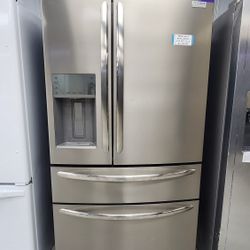 FRIGIDAIRE GALLERY 3 FRENCH DOOR REFRIGERATOR  WITH 1YEAR WARRANTY/1AÑO DE GARANTIA POR ESCRITO 