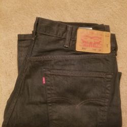 LEVIS  501. SIZE  40/30  NEW