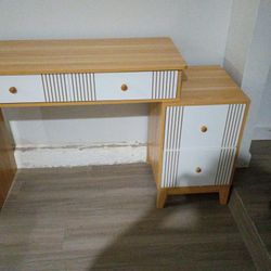 Desk /Vanity Table