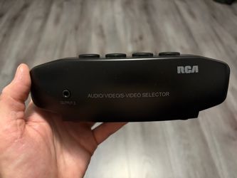 RCA AV/S-Video Switcher
