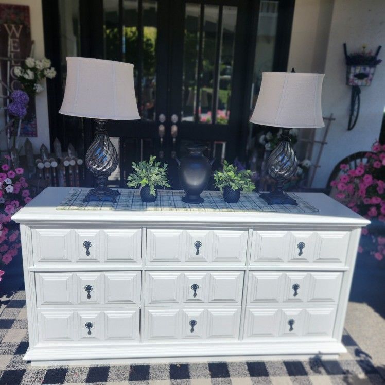 Dresser