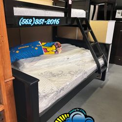 Twin XL/Queen Bunk Bed Complete W/ Mattresses