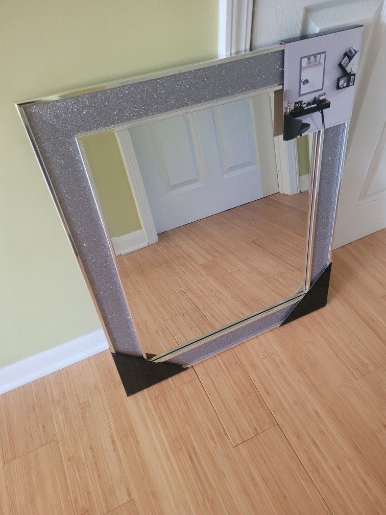 New Mirror