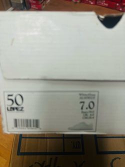 Lopez Size 7 Shoes in Box