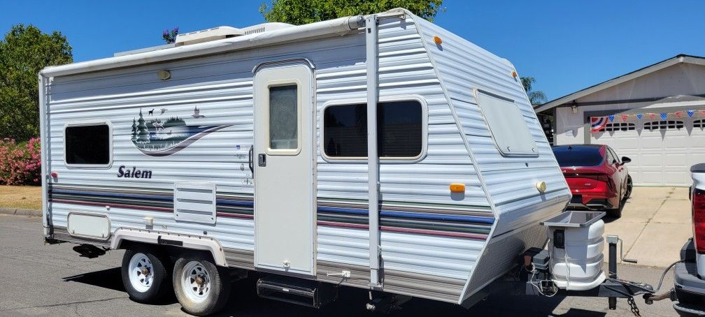 2003 Salem Travel Trailer 22 Feet...4000 POUNDS EMPTY