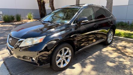 Lexus RX 350 SUV Black with Chrome Wheels