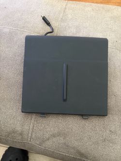 Tesla wireless charging pad for model 3/Y