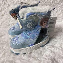 girls disney frozen  snow boots 7 c New
