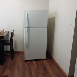 Full Size Refrigerator 