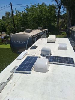 ENERGIA SOLAR EN ÁREA QUE NO HAY ELECTRICIDAD
