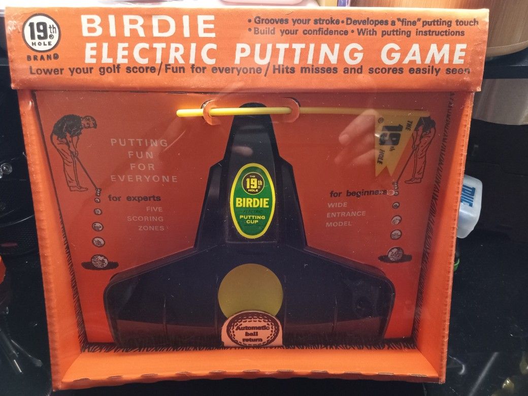 NEW CLASSIC BIRDIE ELECTRIC PUTTING GAME .