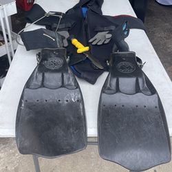Scuba Wetsuit Large 