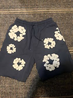 Dark blue denim tear shorts