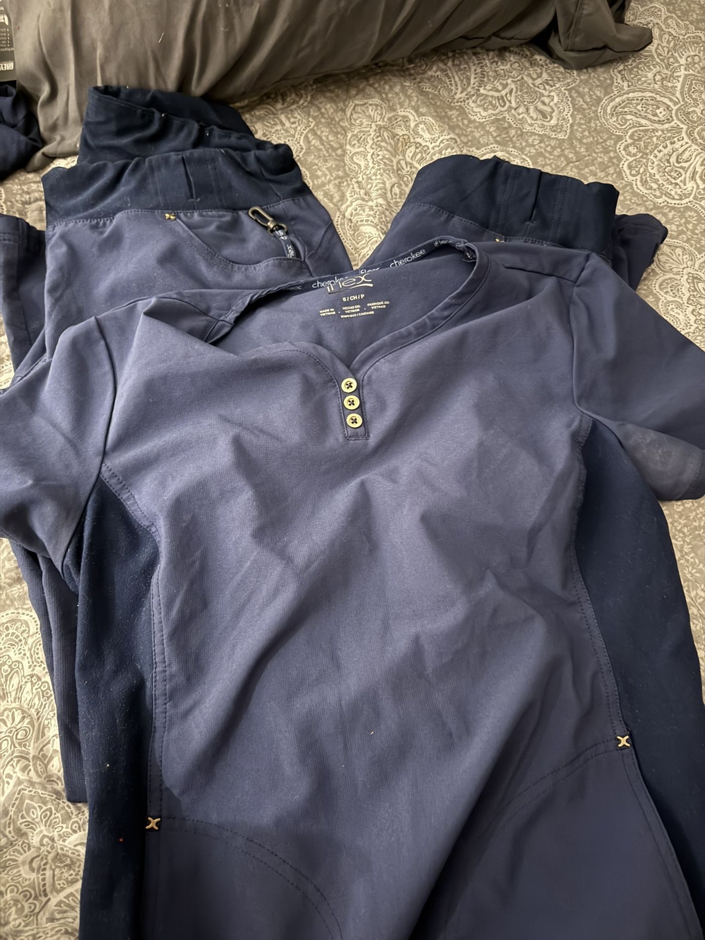 Navy Blue Scrubs (7 Pieces)