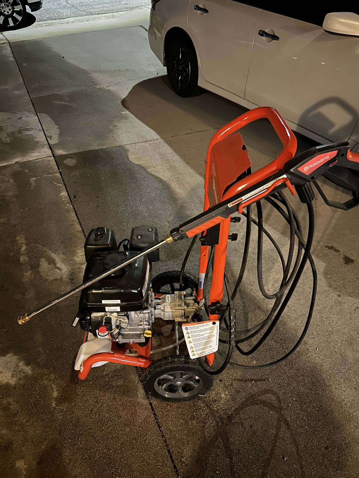 🧼 Husqvarna PW3200 Gas Pressure Washer – 3200 PSI / 2.5 GPM + Foam Cannon