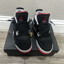 Jordan 4 og bred