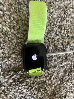 Apple Watch Series 8, great condition!