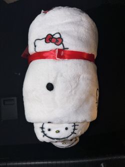 Hello Kitty Blanket Set