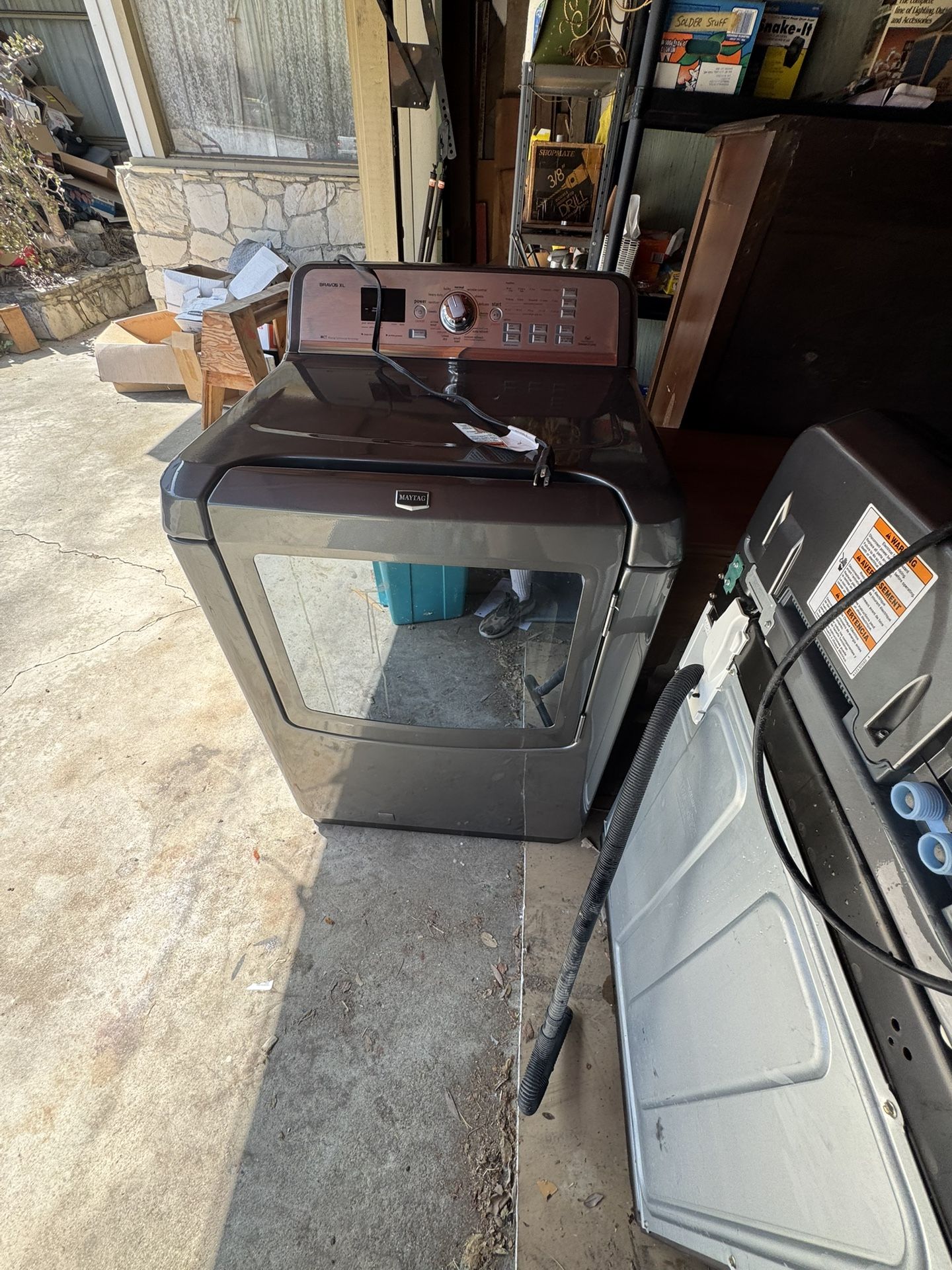 Maytag Washer/dryer Gas