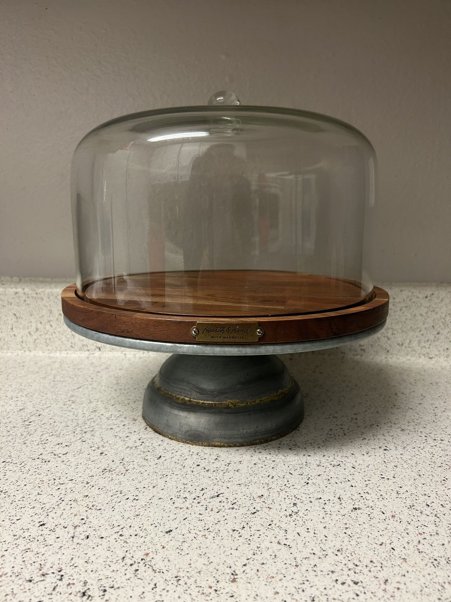 Magnolia Wood/Metal Cake Stand 🎂 🤎