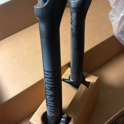 RockShox 35 Silver, 35mm stanchion, Turnkey damper, S6: 160mm travel