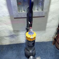 Dyson  Vacuum 