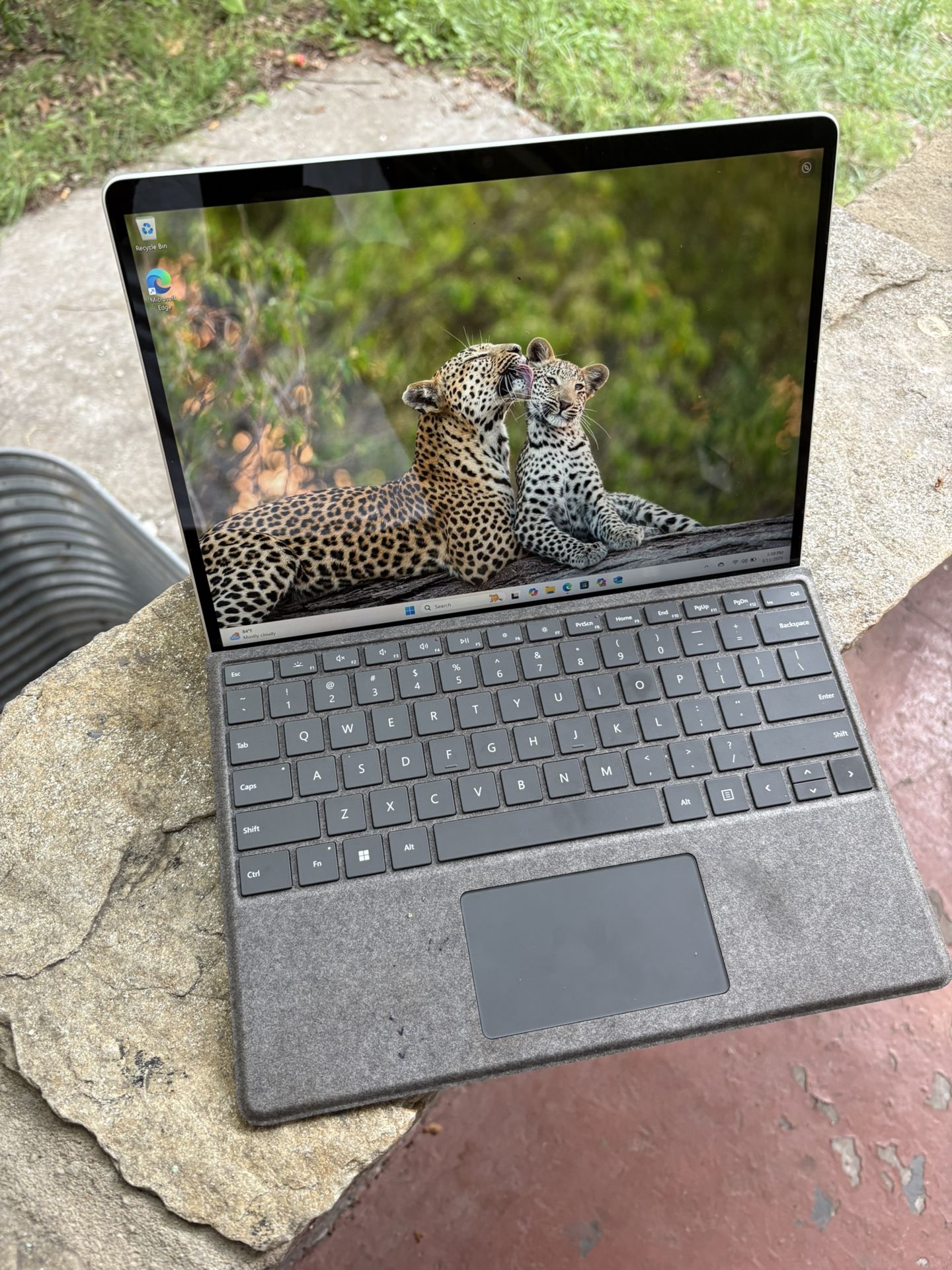 Surface 9 Microsoft Pro 11