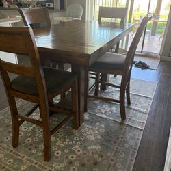 Table  with 6  chairs