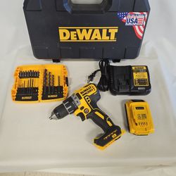 Dewalt DCD791 20V Max XR Brushless Drill Driver Bundle 815622-1