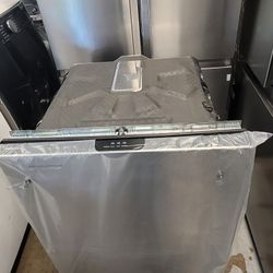 New KitchenAid Open Box 24" Wide Built-in Stainless Steel Dishwasher 