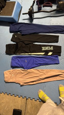 Women’s Leggings Size Medium