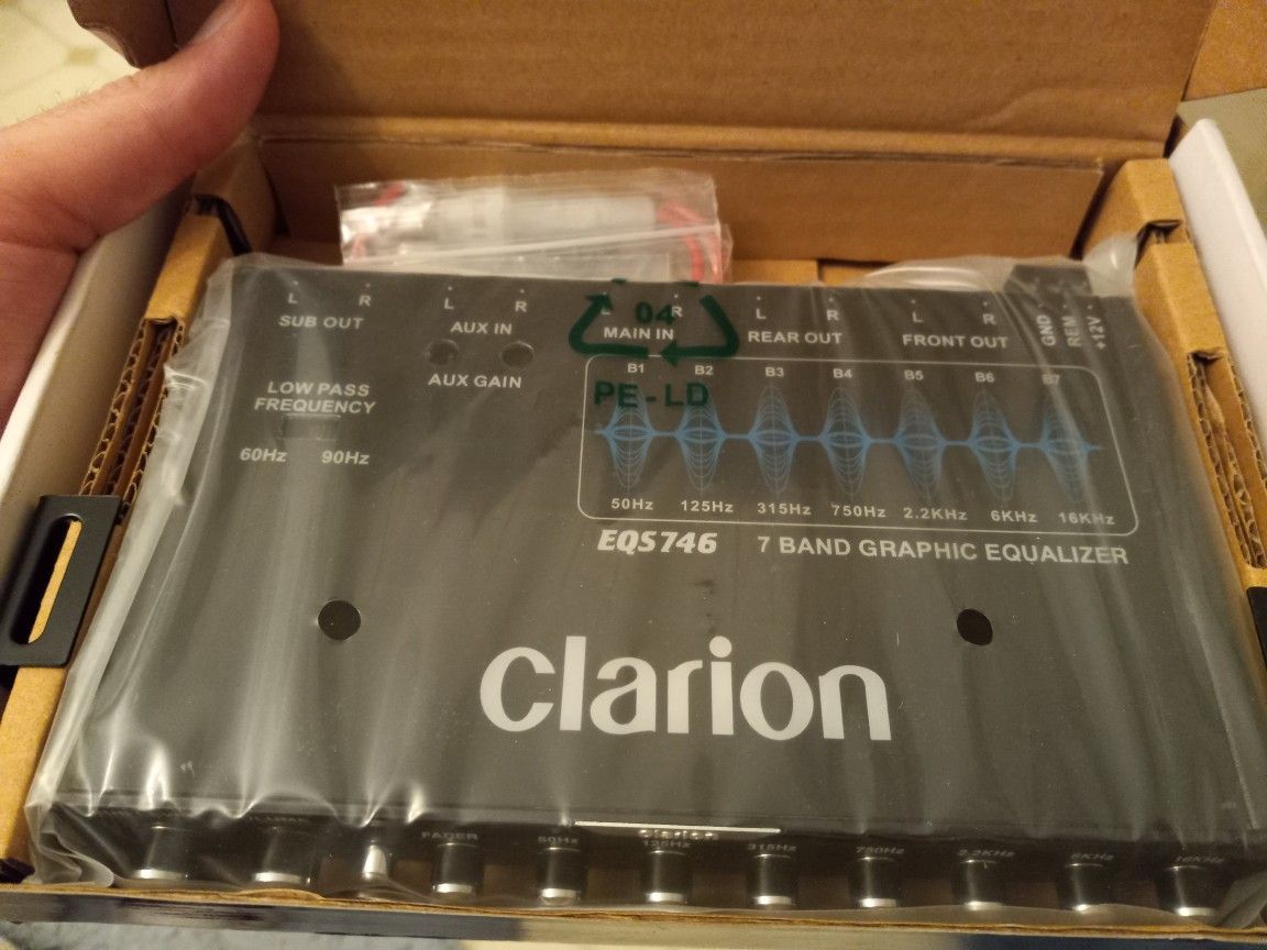 Brand New Clarion 1/2 Din Car Stereo Graphic Equalizer Crossover
