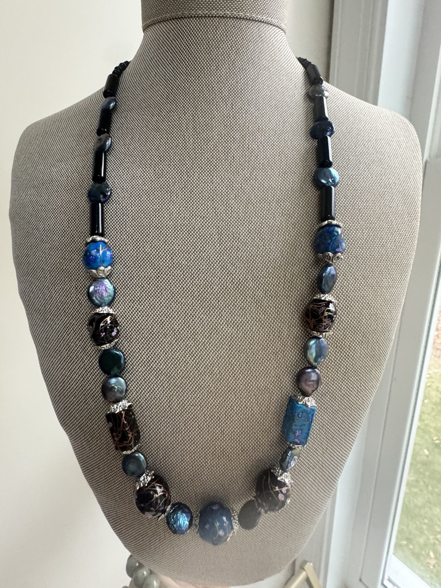 Beautiful flawless vintage black blue art glass and flat pearls beads Necklace