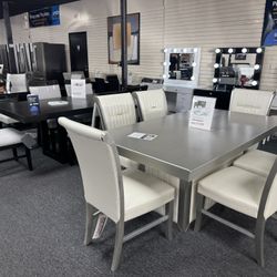 Dining Table Set. 🚚WE DELIVER🚚