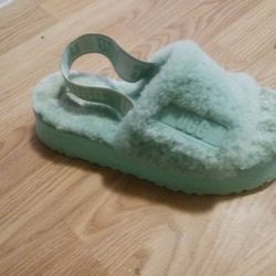 Ugg