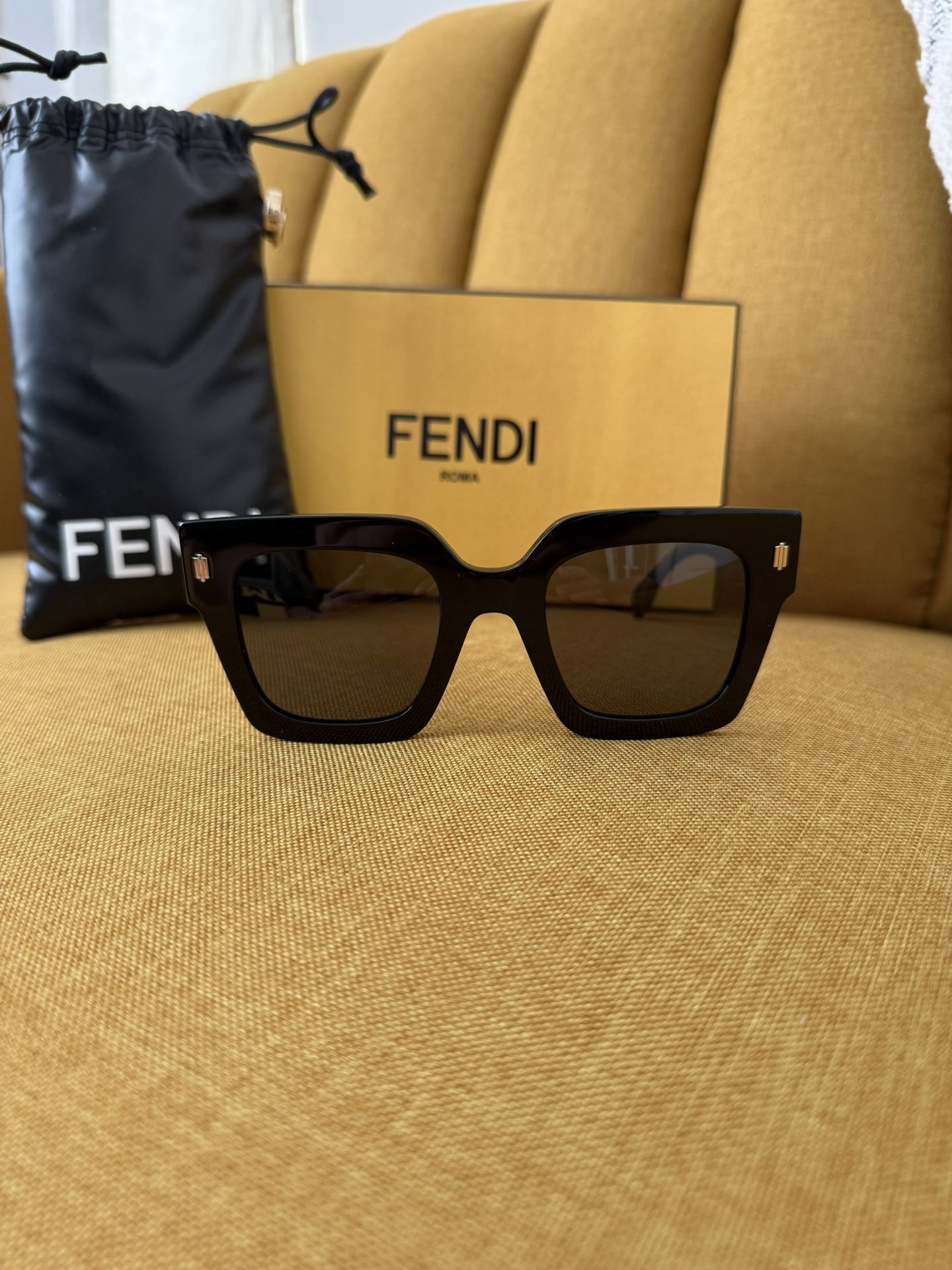 FENDI Sunglasses