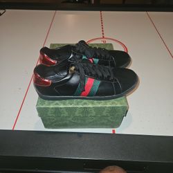 Gucci Sneakers 