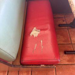 Free tables and benches